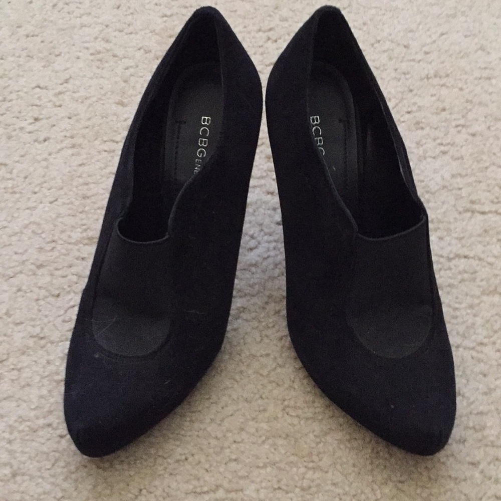 BCBG heeled booties